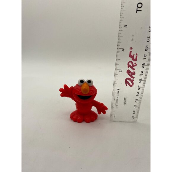 Hasbro Sesame Street Elmo Figurine - Jim Henson Muppet Character Toy Collectible - Picture 2 of 7